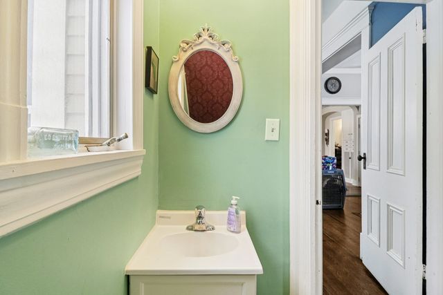 418 E Washington Street, Marengo, IL 60152