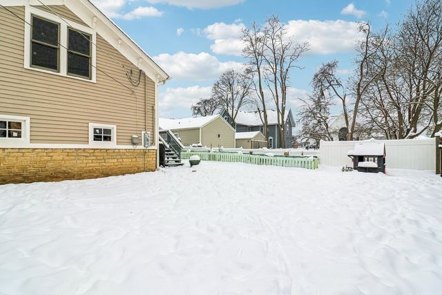 418 E Washington Street, Marengo, IL 60152