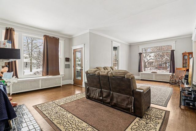 418 E Washington Street, Marengo, IL 60152