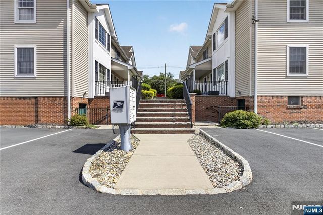 179 Roseland Avenue 12, Caldwell, NJ 07006