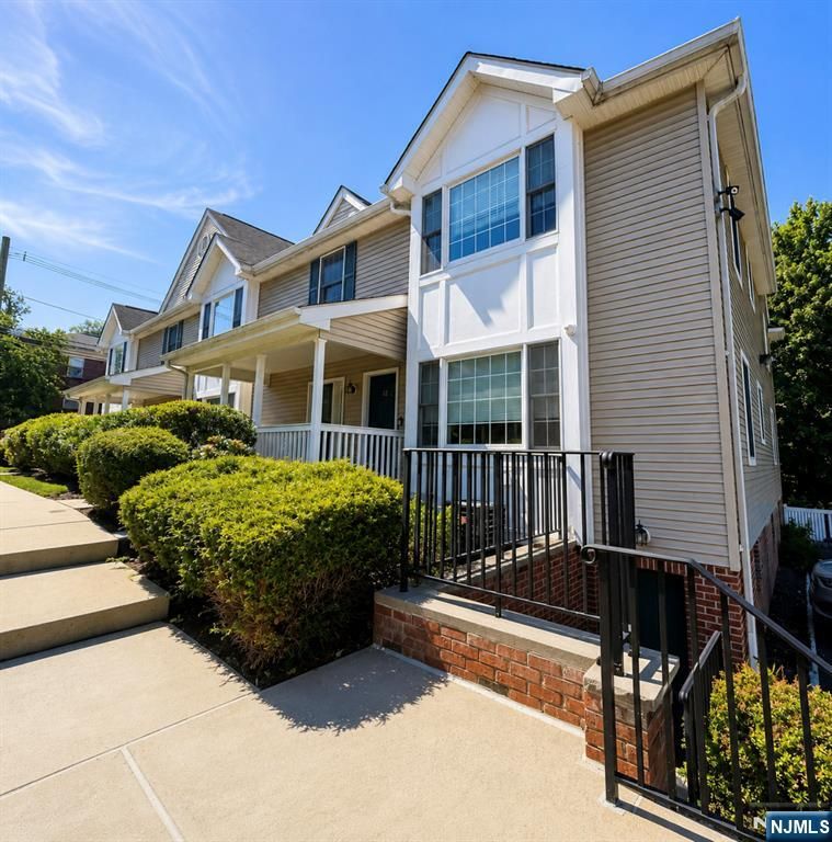 179 Roseland Avenue 12, Caldwell, NJ 07006