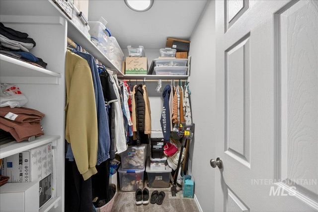 11130 W Peterborough St, Nampa, ID 83651