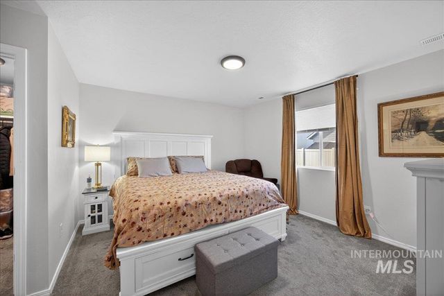 11130 W Peterborough St, Nampa, ID 83651