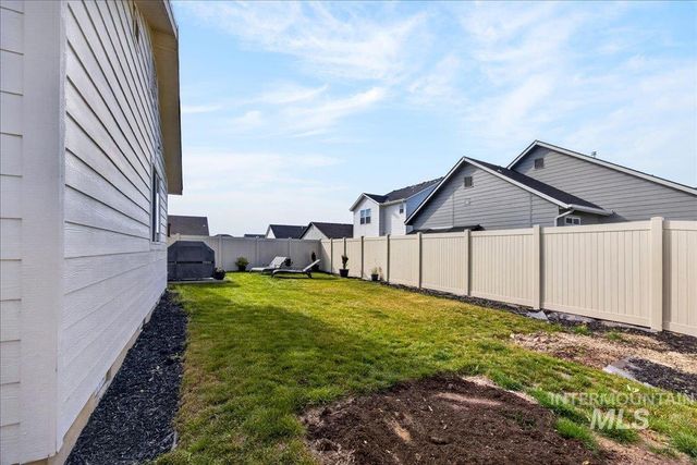 11130 W Peterborough St, Nampa, ID 83651