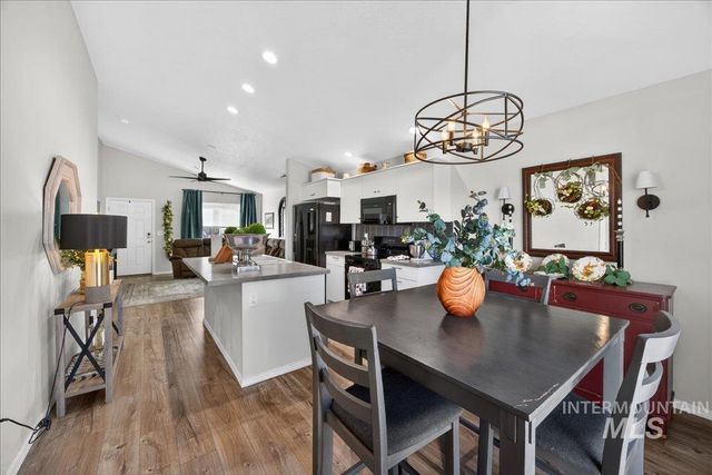 11130 W Peterborough St, Nampa, ID 83651