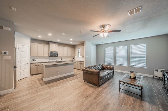 5984 Bursey Road, Watauga, TX 76148