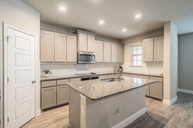 5984 Bursey Road, Watauga, TX 76148