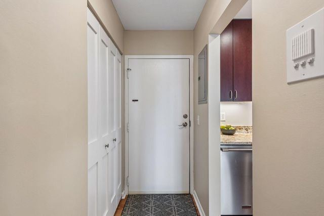 3150 Excelsior Boulevard 401, Minneapolis, MN 55416