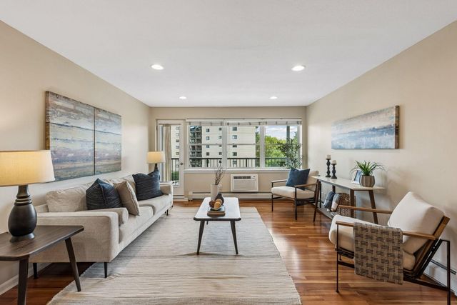 3150 Excelsior Boulevard 401, Minneapolis, MN 55416