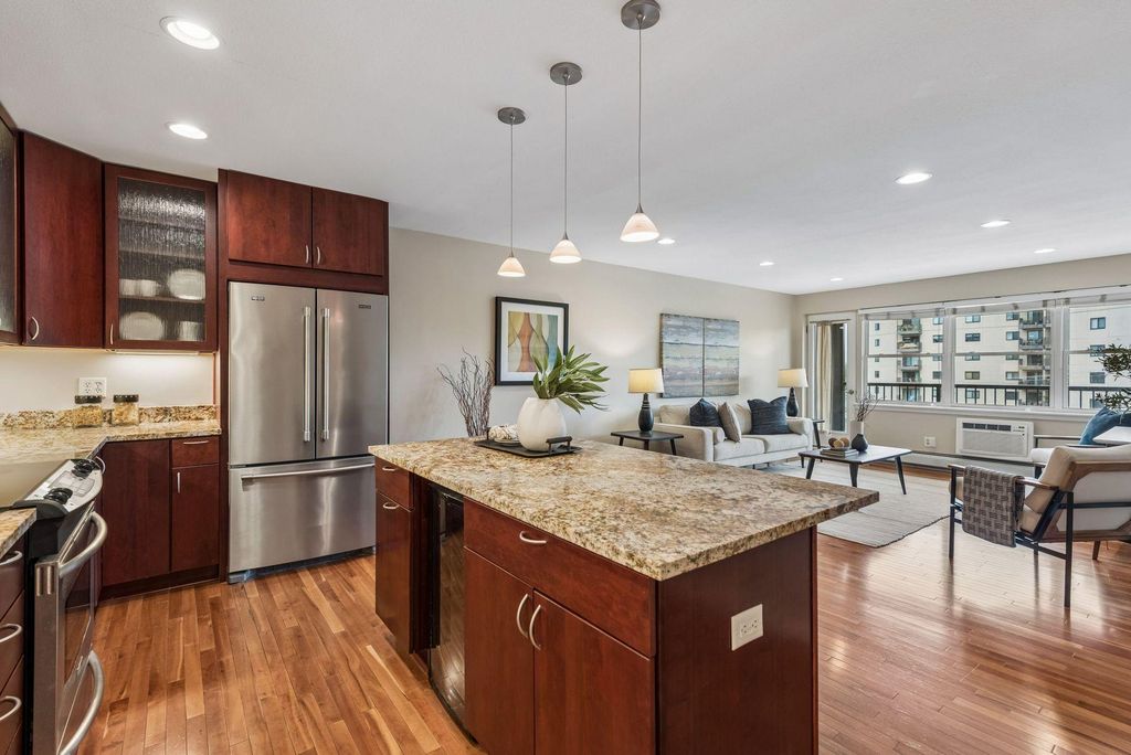 3150 Excelsior Boulevard 401, Minneapolis, MN 55416