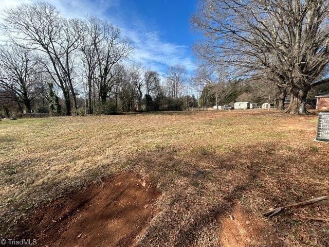 918 Emmanuel Church Road, Conover, NC 28613