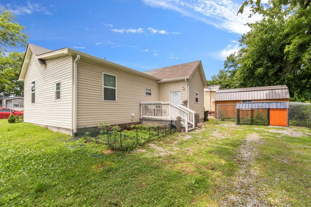 218 W Winchester St, Gallatin, TN 37066