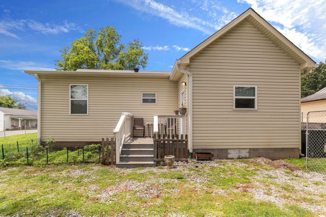 218 W Winchester St, Gallatin, TN 37066