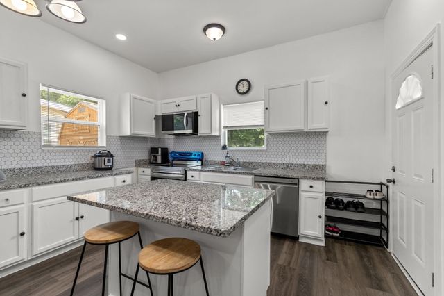 218 W Winchester St, Gallatin, TN 37066