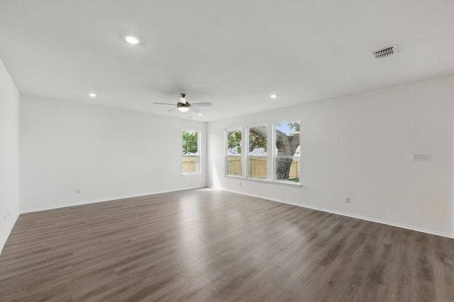 1705 Garlock DR, Leander, TX 78641
