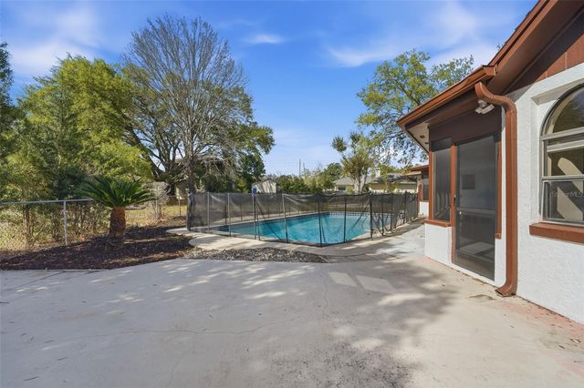 1608 PATTON AVENUE, Apopka, FL 32703