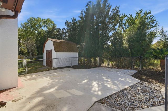 1608 PATTON AVENUE, Apopka, FL 32703