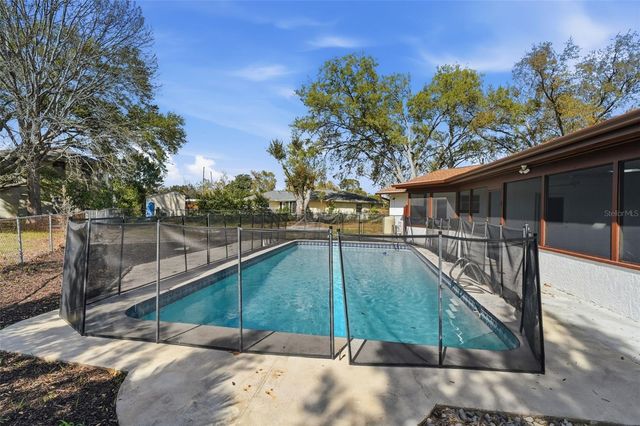 1608 PATTON AVENUE, Apopka, FL 32703