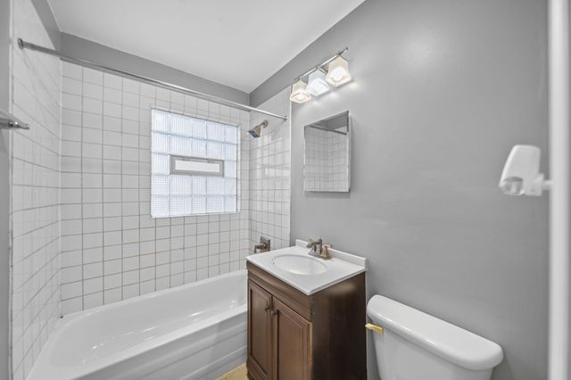 746 Lancaster Avenue, Reynoldsburg, OH 43068