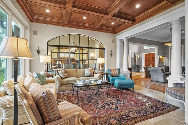 16203 VILLARREAL DE AVILA, Tampa, FL 33613