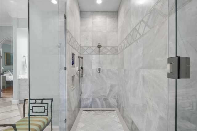 16203 VILLARREAL DE AVILA, Tampa, FL 33613