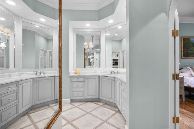 16203 VILLARREAL DE AVILA, Tampa, FL 33613