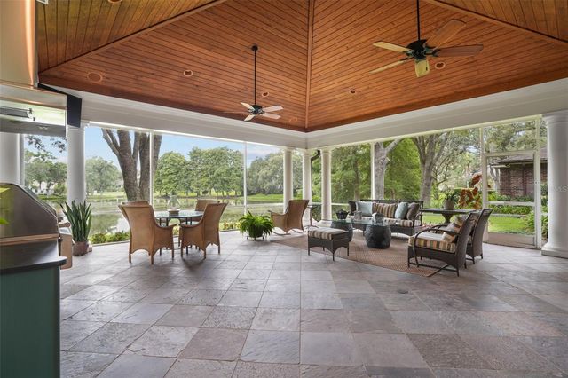 16203 VILLARREAL DE AVILA, Tampa, FL 33613