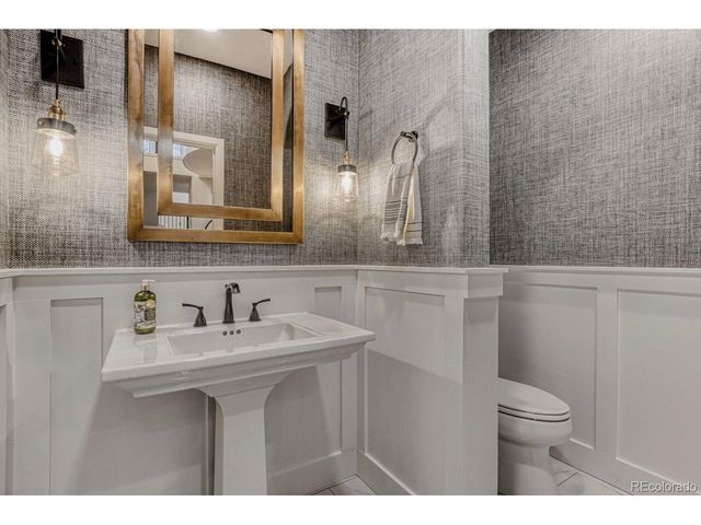 2101 S Columbine St, Denver, CO 80210