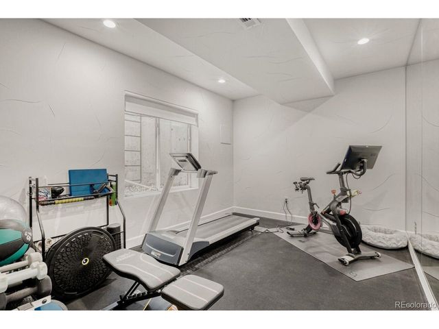 2101 S Columbine St, Denver, CO 80210