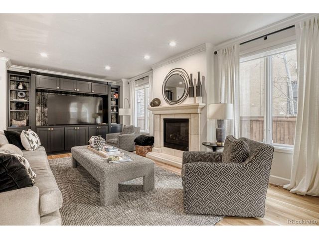 2101 S Columbine St, Denver, CO 80210