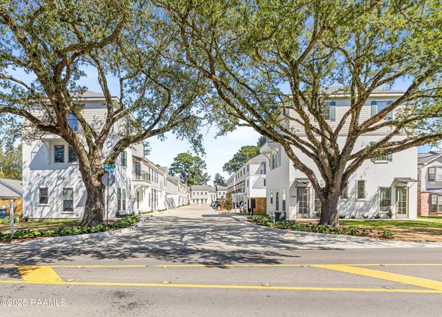 126a Steiner Road, Lafayette, LA 70508