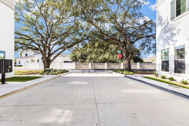 126a Steiner Road, Lafayette, LA 70508