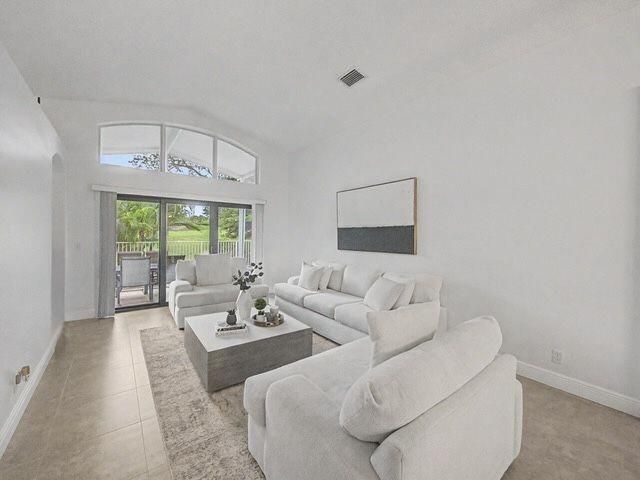 6244 Grand Cypress Circle, Lake Worth, FL 33463