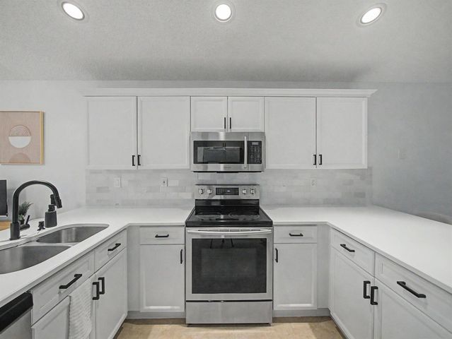 6244 Grand Cypress Circle, Lake Worth, FL 33463