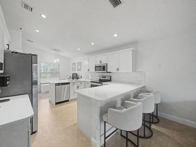 6244 Grand Cypress Circle, Lake Worth, FL 33463