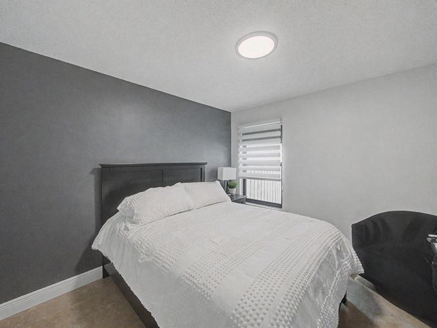 6244 Grand Cypress Circle, Lake Worth, FL 33463