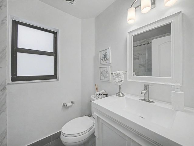 6244 Grand Cypress Circle, Lake Worth, FL 33463