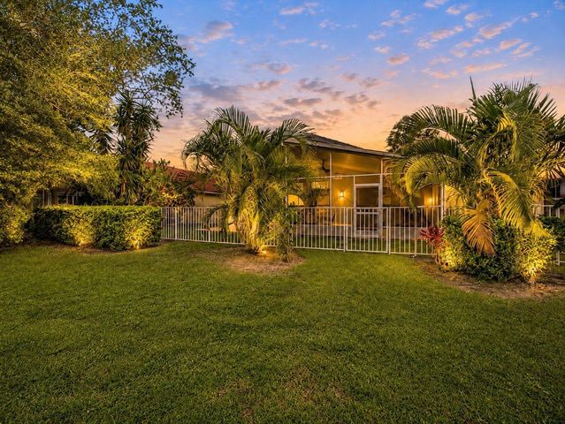 6244 Grand Cypress Circle, Lake Worth, FL 33463