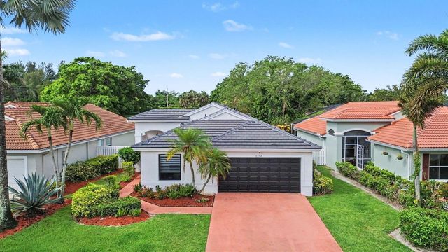 6244 Grand Cypress Circle, Lake Worth, FL 33463
