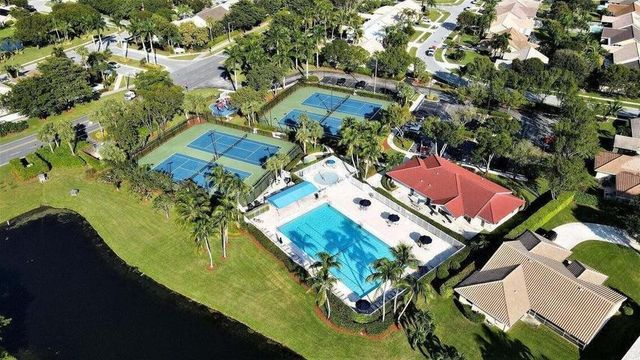 6244 Grand Cypress Circle, Lake Worth, FL 33463