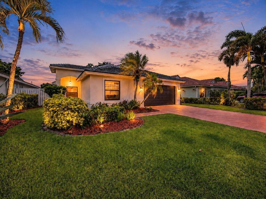 6244 Grand Cypress Circle, Lake Worth, FL 33463