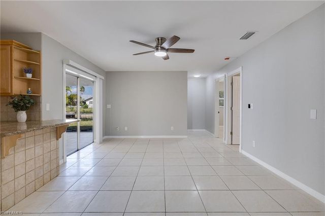 1627 SE 7th ST, Cape Coral, FL 33990