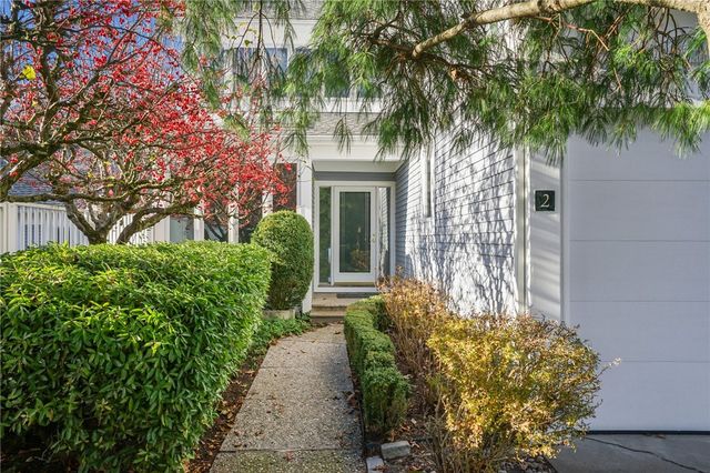 2 Bagy Wrinkle Cove, Warren, RI 02885