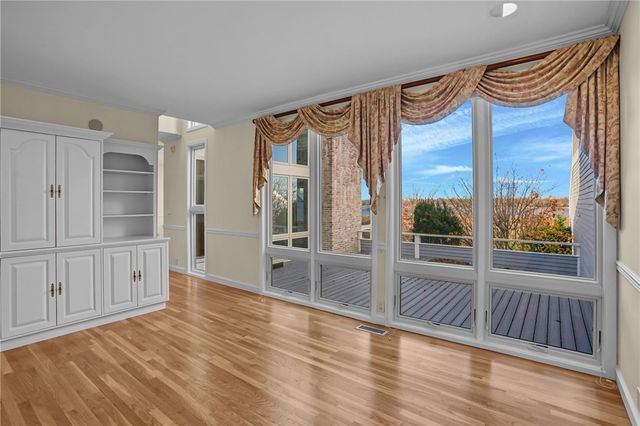 2 Bagy Wrinkle Cove, Warren, RI 02885