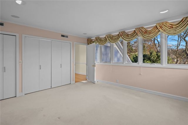 2 Bagy Wrinkle Cove, Warren, RI 02885