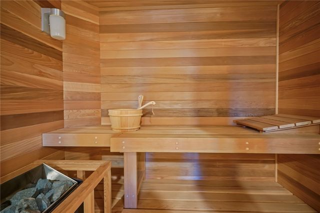 2 Bagy Wrinkle Cove, Warren, RI 02885