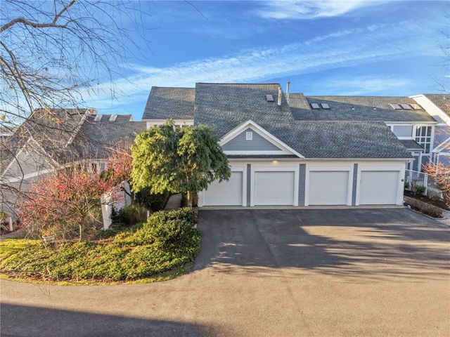 2 Bagy Wrinkle Cove, Warren, RI 02885
