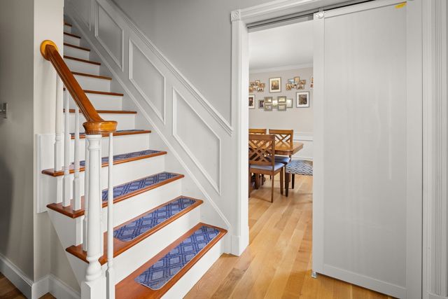 8 Moss Glen Lane, South Burlington, VT 05403