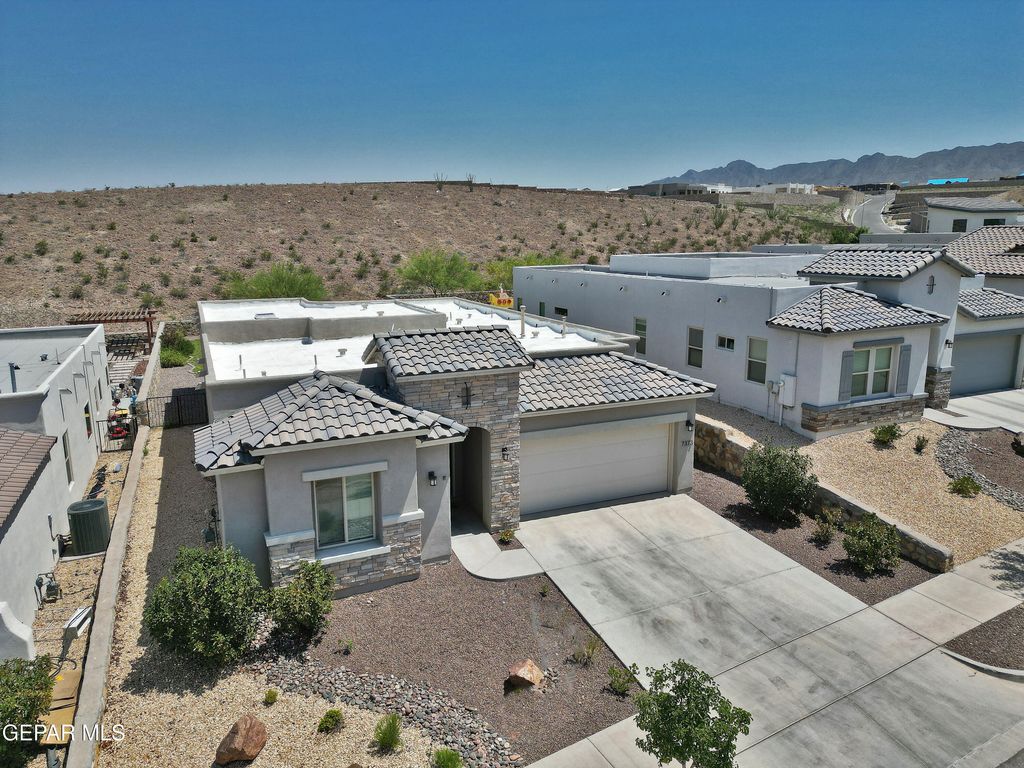 7373 CIMARRON GAP Drive, El Paso, TX 79911