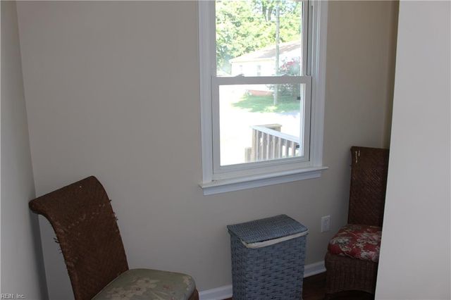 5912 Old AVE, Newport News, VA 23605